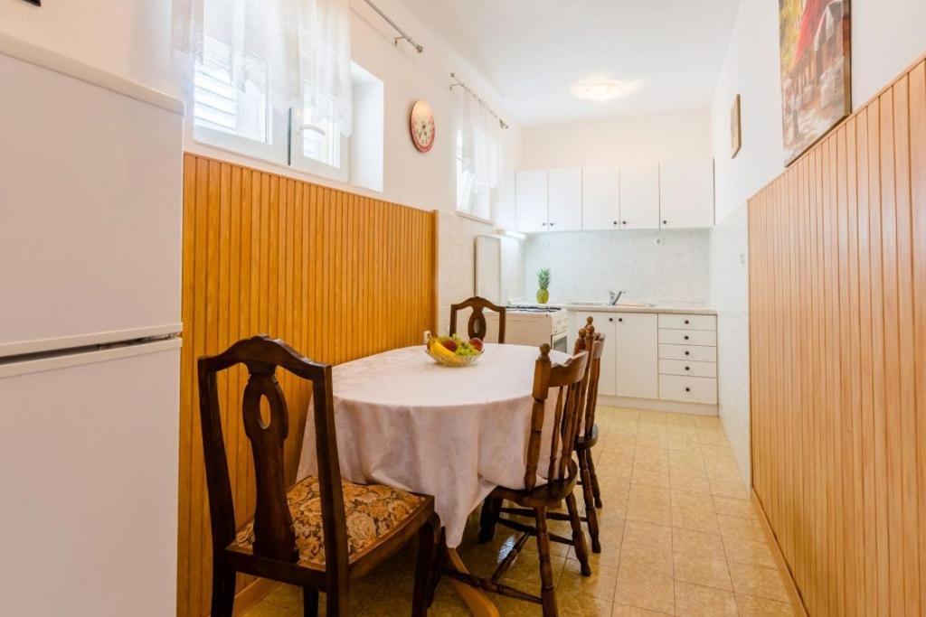 Apartments With A Parking Space Supetar, Brac - 16294 Chambre photo