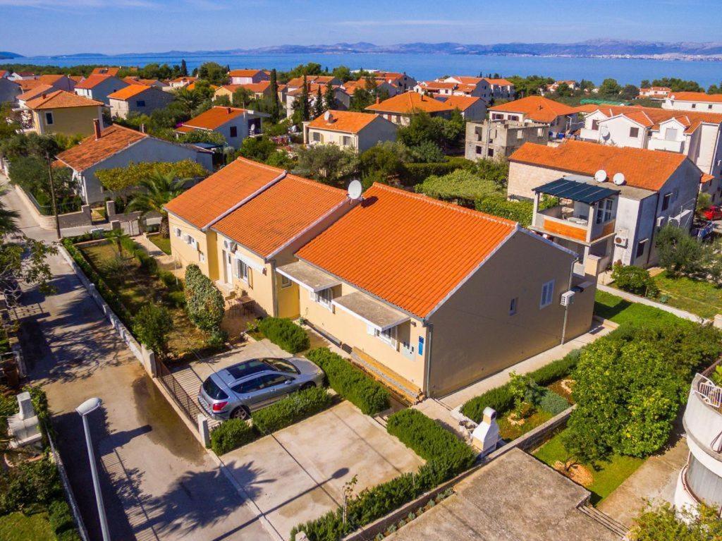 Apartments With A Parking Space Supetar, Brac - 16294 Extérieur photo